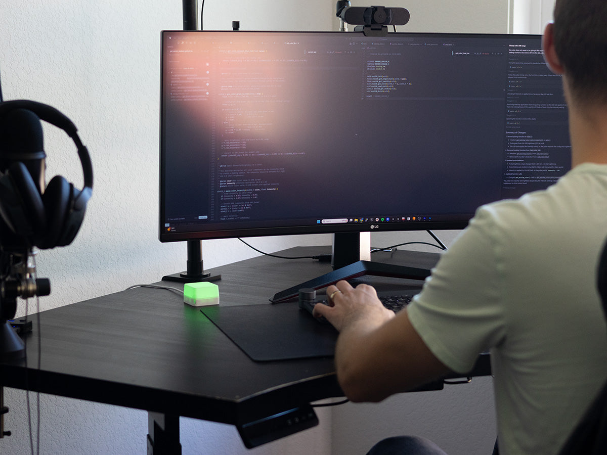 AirCube - See the Air Around You